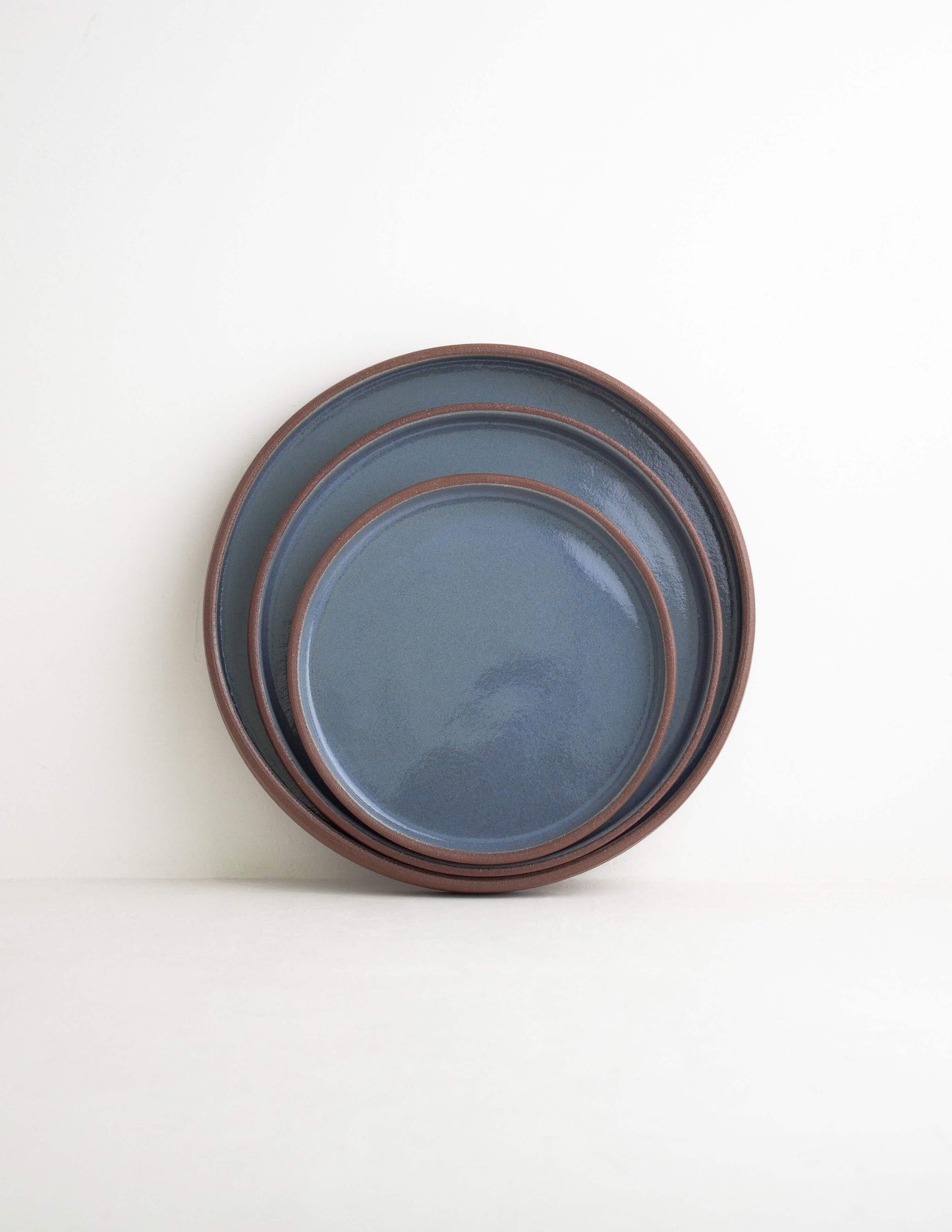 Straight-Sided Dinner Plate - Dark Clay