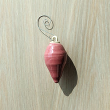 Load image into Gallery viewer, Traditional Ornament | Victoria